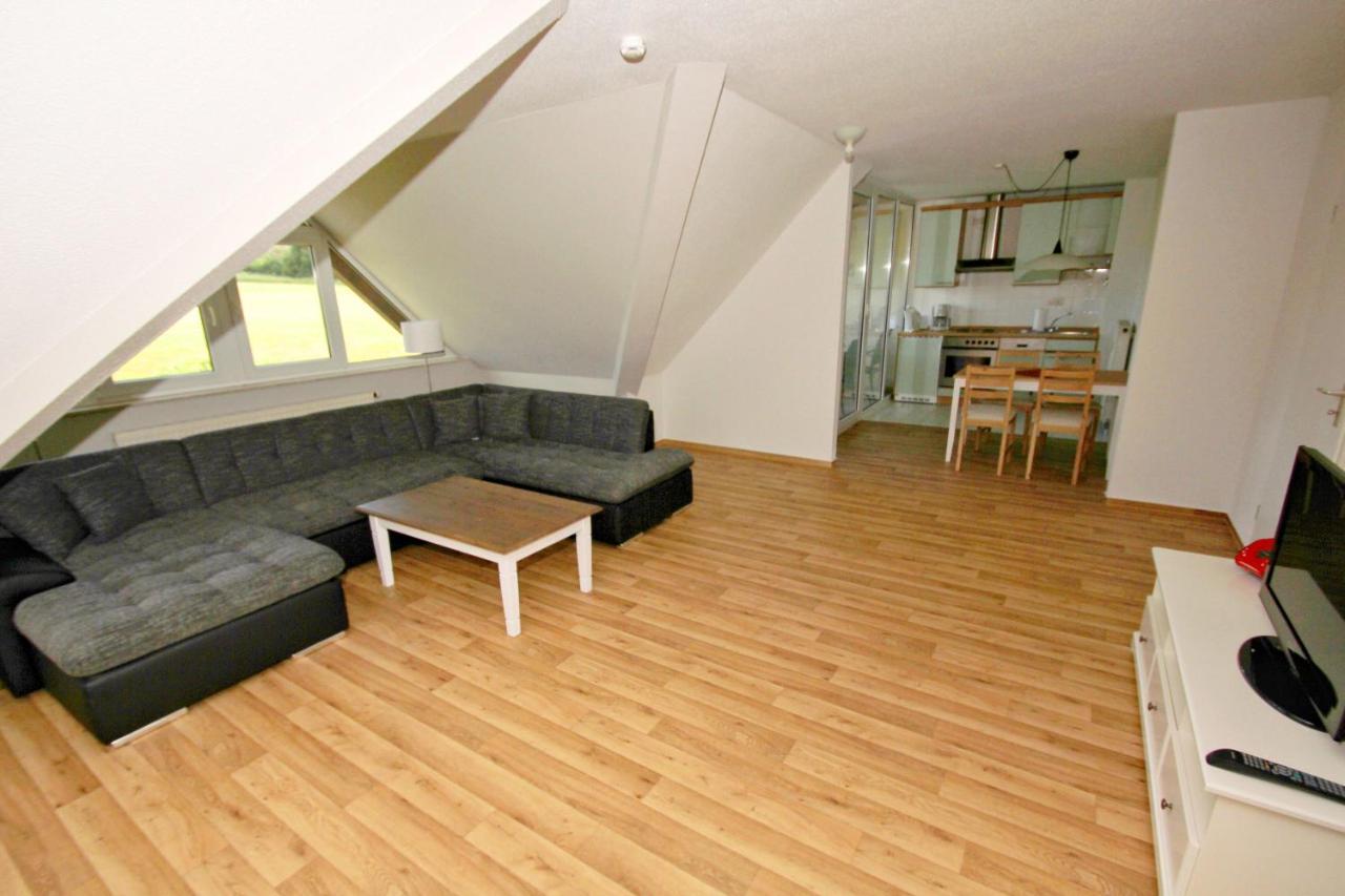 Strandnah Mit Balkon, Gratis Nutzung Vom Ahoi Erlebnisbad Und Sauna In Sellin - Strandhaus Moenchgut Fewo21 Lobbe Εξωτερικό φωτογραφία