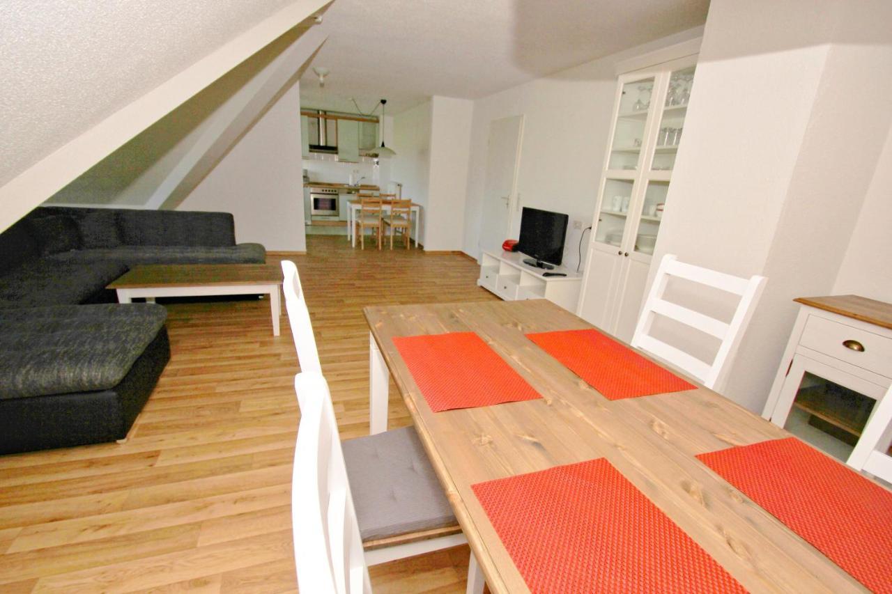 Strandnah Mit Balkon, Gratis Nutzung Vom Ahoi Erlebnisbad Und Sauna In Sellin - Strandhaus Moenchgut Fewo21 Lobbe Εξωτερικό φωτογραφία